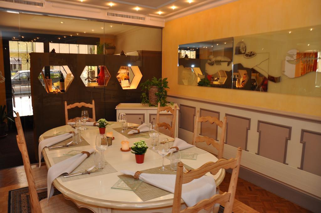 Hotel-Restaurant De La Tour Exteriér fotografie